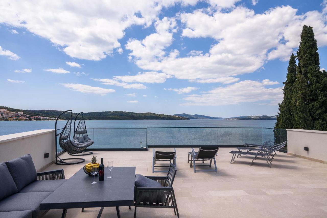 Palm Springs Apartment Trogir