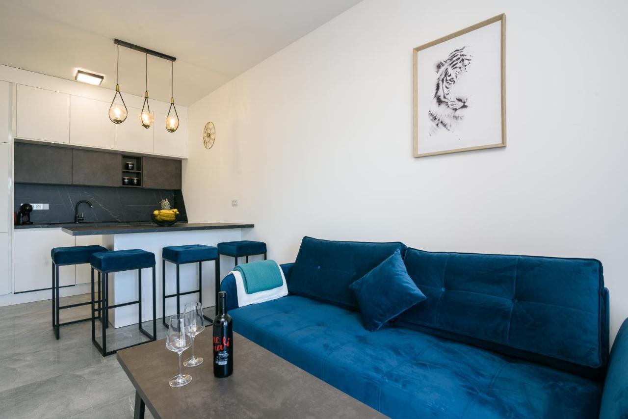 Palm Springs Apartment Trogir